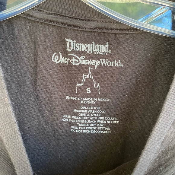 Men's Tomorrowland Disney T-Shirt Distressed Style - Picture 2 of 3